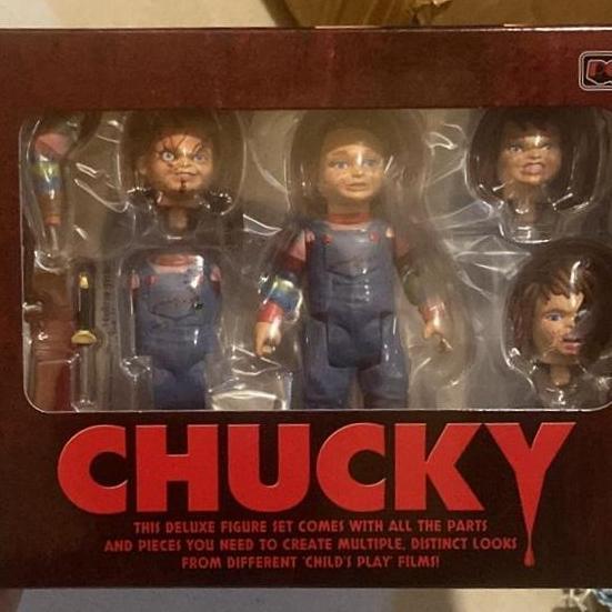 Mezco 5point Chucky Boxset