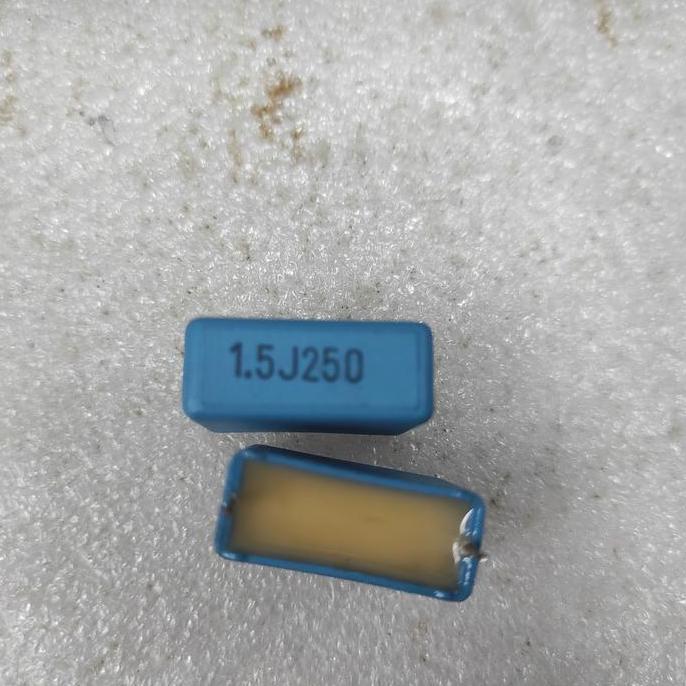 capasitor155 250V 1,5uf 250V