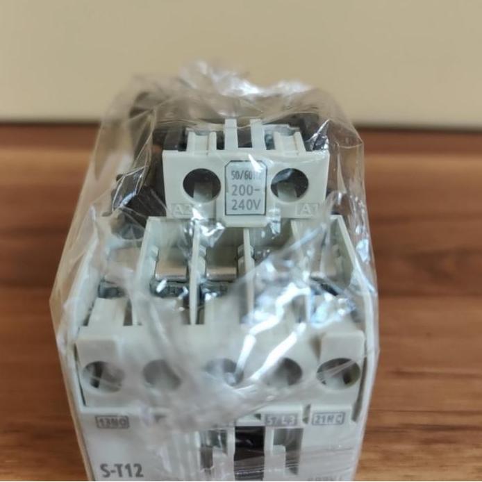 Contactor Kontaktor Mitsubishi ST12 ST-12 220VAC