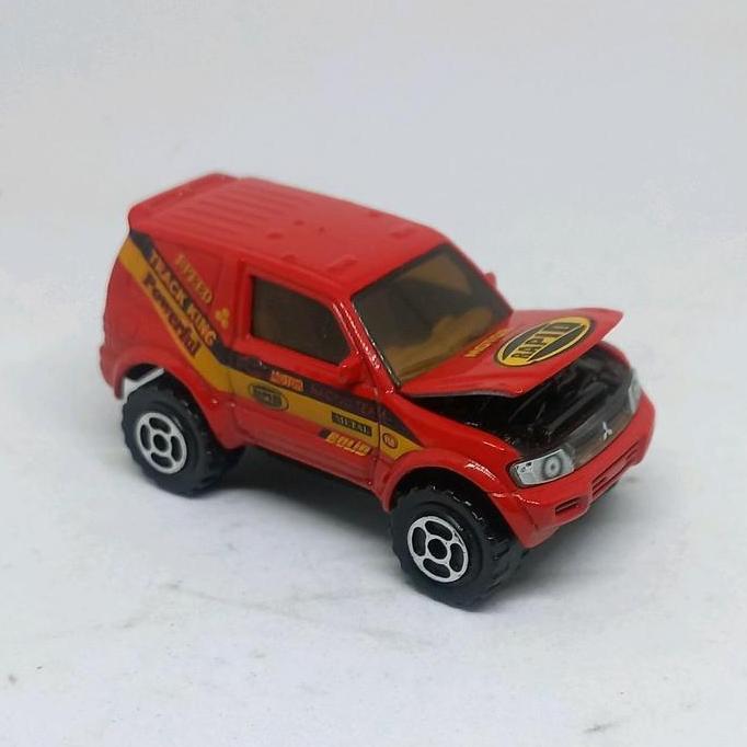 MAJORETTE MITSUBISHI PAJERO MERAH COLLECTION RACING DIECAST LOOSE 1/58 (S)