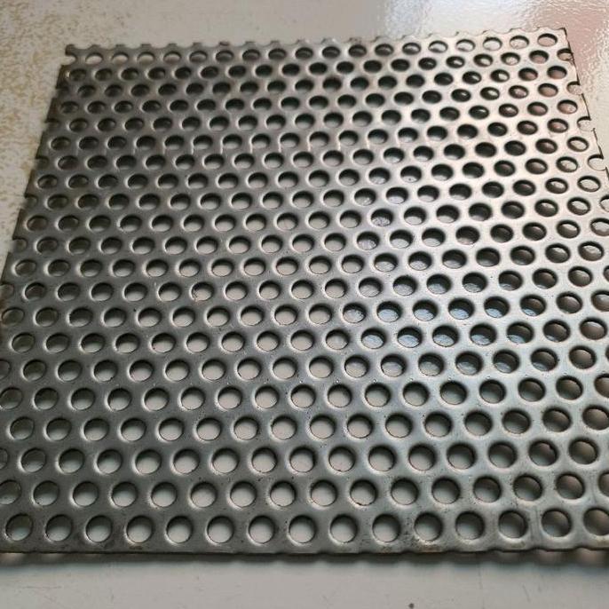 Ready Plat Peforated Stainless Tebal 1mm Lubang 5 mm Custom