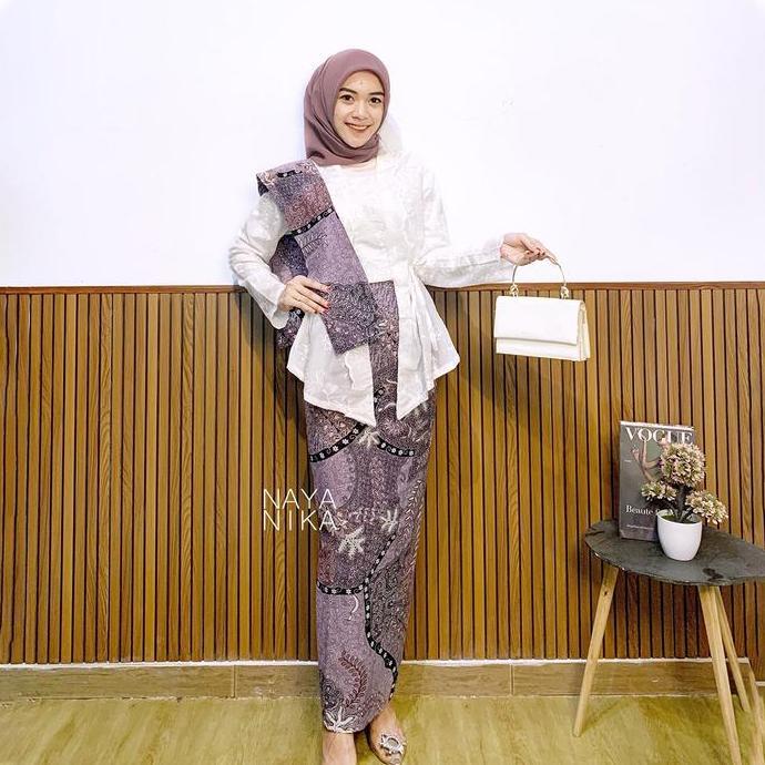 Promo / Nayanika Batik - Setelan Kebaya Kutubaru Modern Kalea Katun Bordir Holecut Bolong Halus Mix 