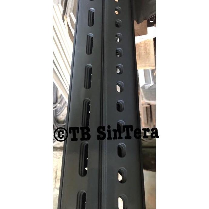 Besi Siku Lubang 3 Meter / Siku Rak 3,5 Cm X 3,5 Cm Tebal 1Mm