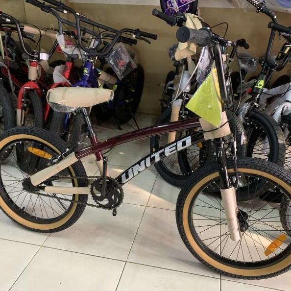 Sepeda BMX 20 United Dbased 7 Tahun Sampai Dewasa
