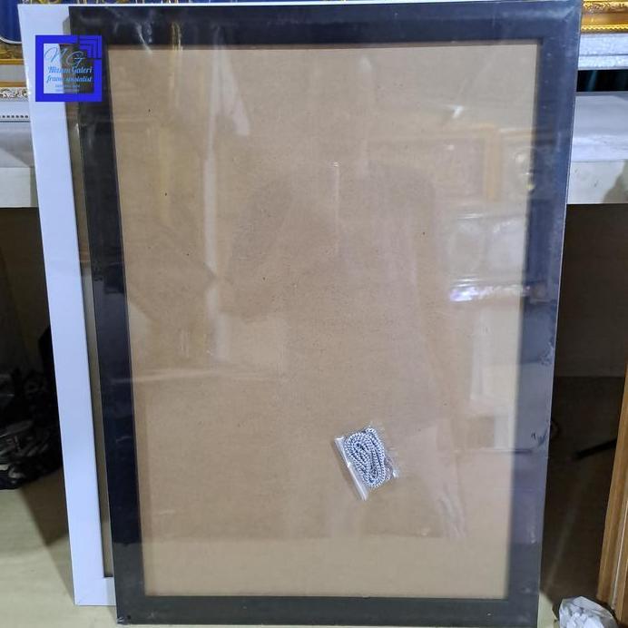 Bingkai frame figura foto poster 35x50