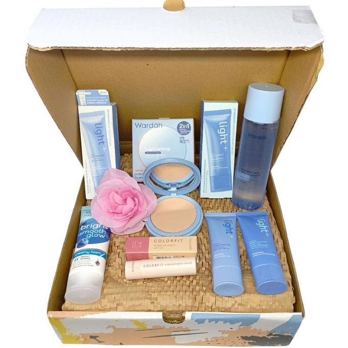 Wardah Seserahan/ Paket Hampers Wardah/ Kosmetik Seserahan [WTTZ0015]