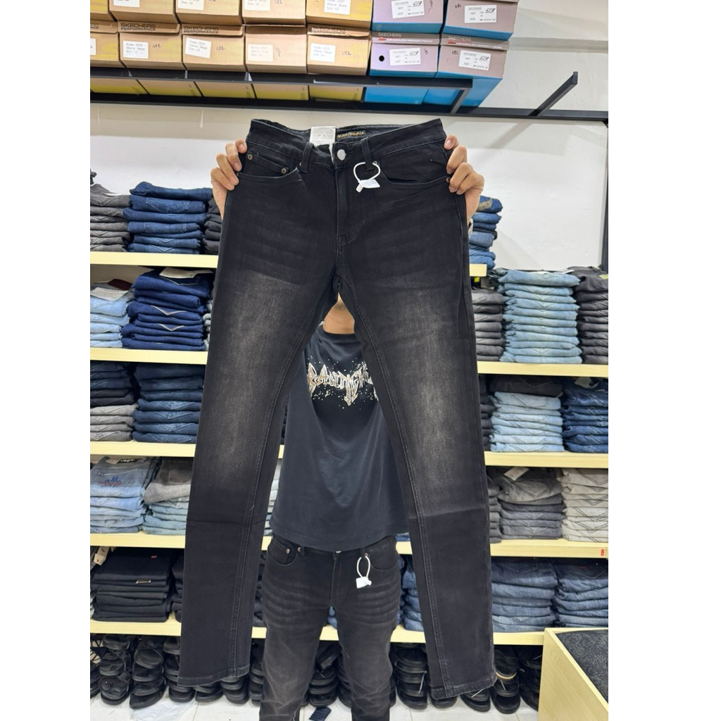 Original premium NUDIE JEANS PRIA TERBARU