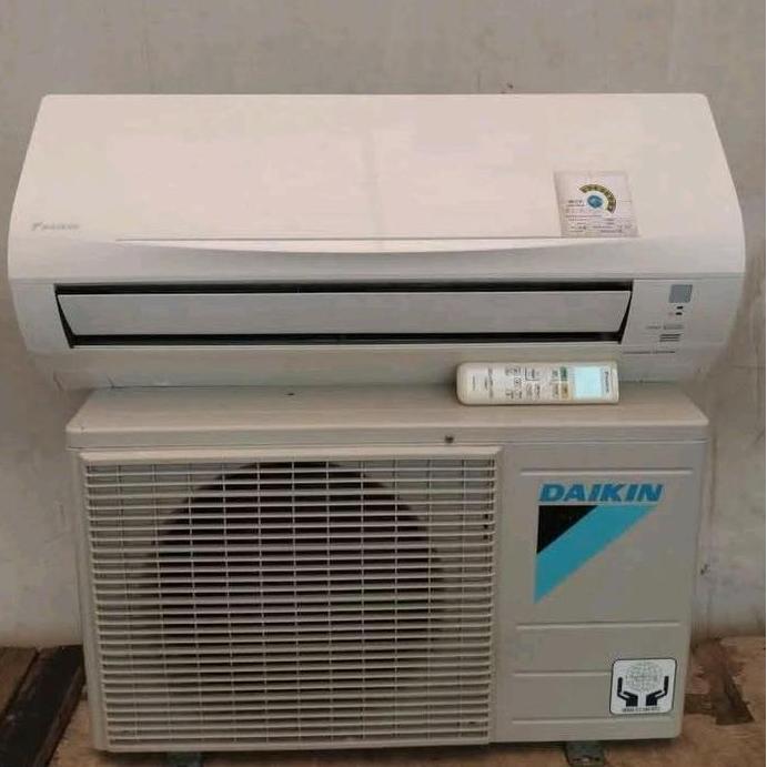 Terlaris Ac Daikin Tipe Ftc Second Berkualitas 1/2Pk 3/4Pk 1Pk Yunit Only