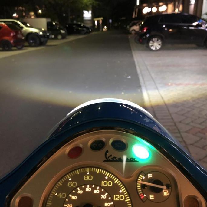 Headlamp LED Daymaker Vespa LX