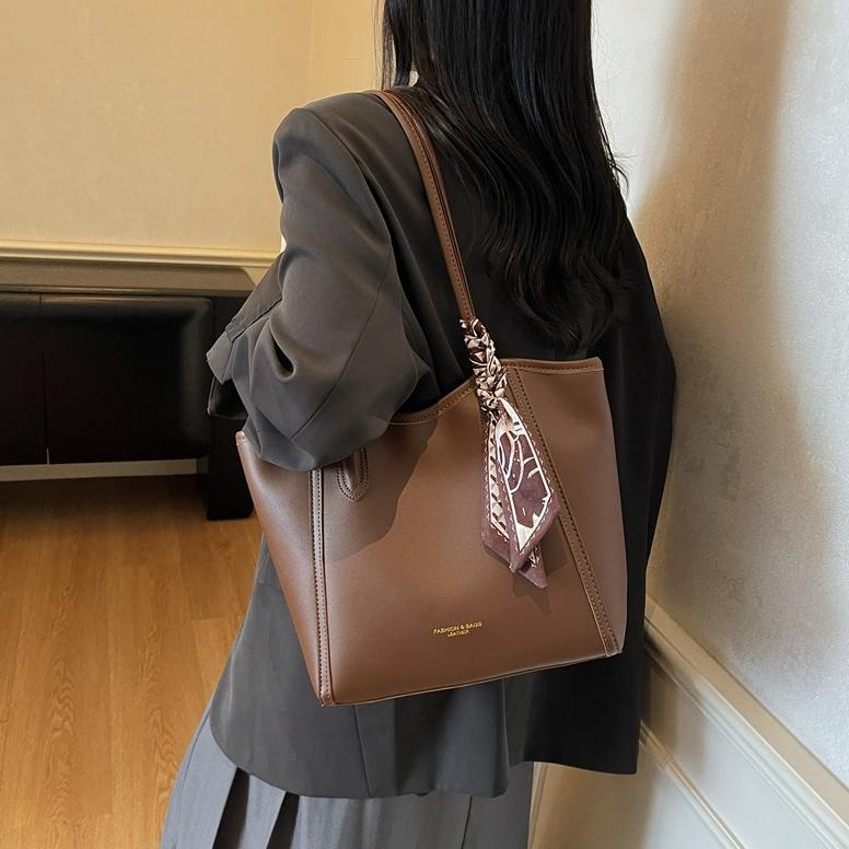 Zyha Tas Tote Kulit Asli Wanita / Tas Sandang Kulit Besar