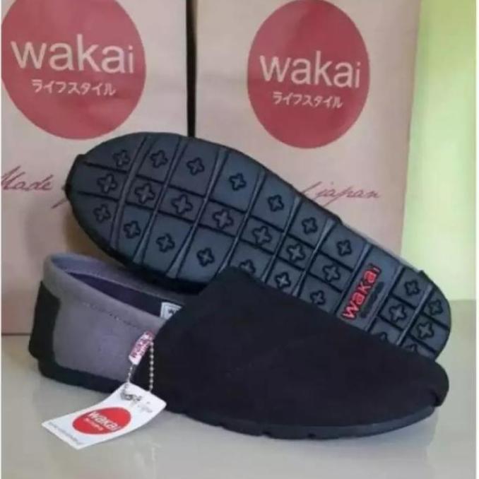 Sepatu Pria Wakai Sepatu Slip On Pria Wanita Kanvas Berkualitas Sol Karet Asli Trendi Nyaman Tahan L