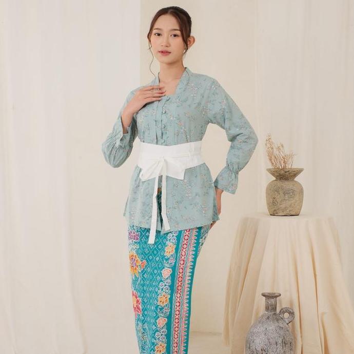 Kebaya kutubaru klasik miranda lengan panjang meradelima katun paris hijau sage