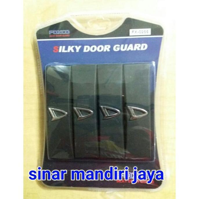 DOOR GUARD DAIHATSU AYLA HEMAT