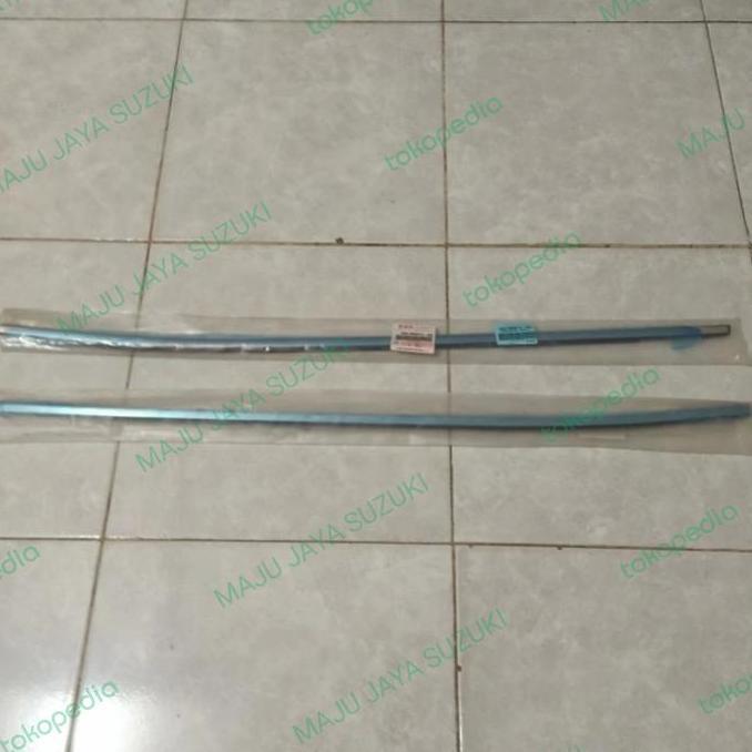 Pelipit Pintu Luar New Baleno Hatchback Asli Murah