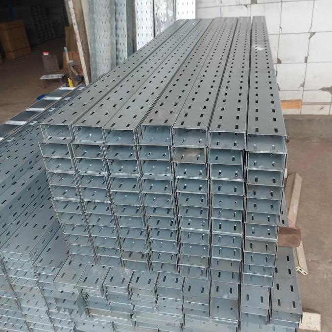 Kabel Tray 200X50X2400 Mm  Pre Galvanis