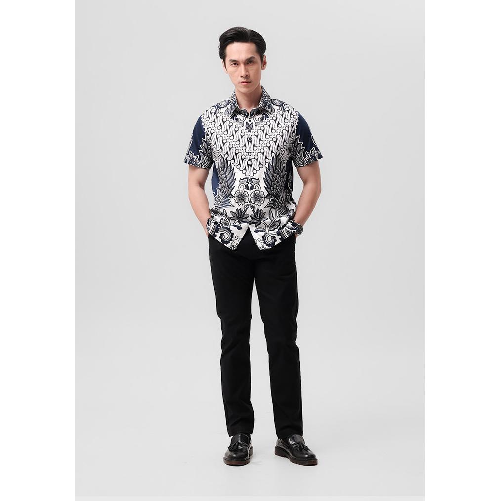 MANZONE - Kemeja Batik Lengan Pendek Radenjaya  Modern Fit - Beige