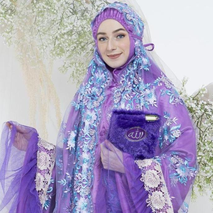 AL WASIM Al Quran A5 Terjemah+Bordir Nama Motif Rose & Love Hard Cover Pelindung Alquran Bulu Rasfur