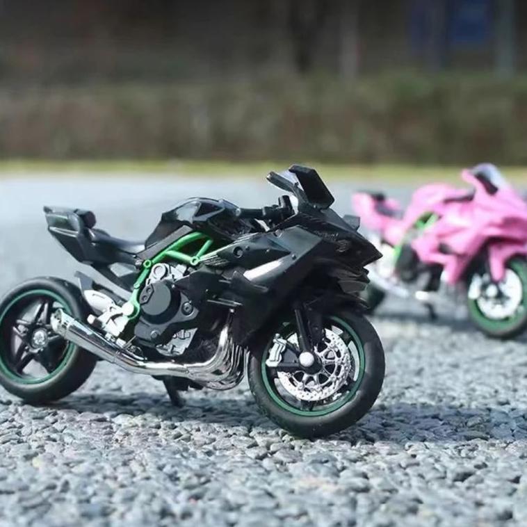 Diecast Motor  Balap Gp Kawasaki / Diecast Motor Balap Sport Ducati / Diecast Motor Gp Yamaha Miniat