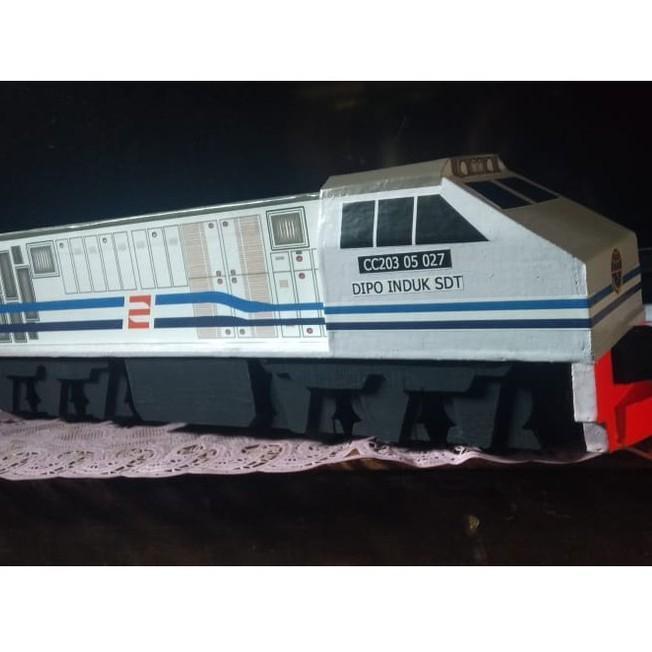 Lokomotif Cc203 Livery 2010 White Blue