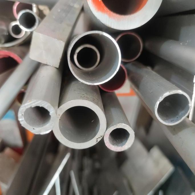 pipa aluminium od 28mm tebal 4.7mm