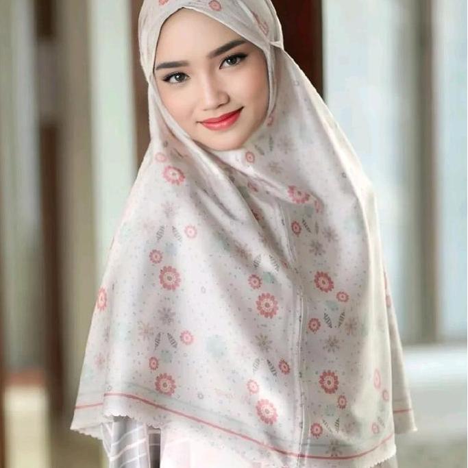 BELANJA SEKARANG Hijab Instan Bergo Daily Bahan Leona Silk Premium Khimar Motif Kekinian BELANJA SEK