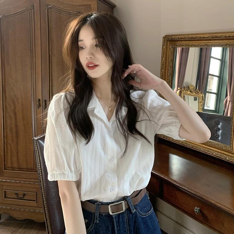 Saless Blouse Wanita Korea Vintage Elegan Kemeja Katun Putih Lengan Pendek Kerah Boneka Renda Blus