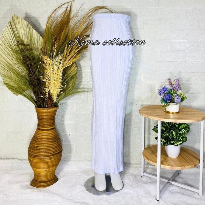 DN21 >> Rok plisket polos doby /rok plisket polos bawahan kebaya modern