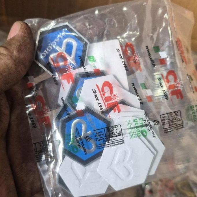 1 BIJI EMBLEM CHUNG HIDUNG VESPA PX PS EXCLUSIVE ORI BARU CIF ITALY CAKRA