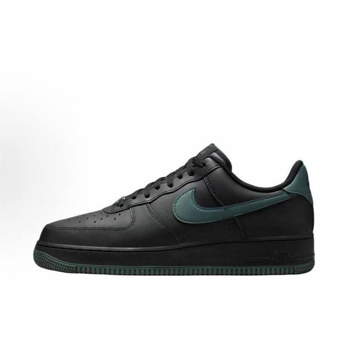 Nike Air Force 1 '07 FJ4146-001 Sepatu Pria Hitam/Hijau Vintage