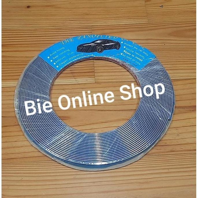LIST CROME MOULDING BODY PINTU DAN BUMPER COROLLA TWINCAM