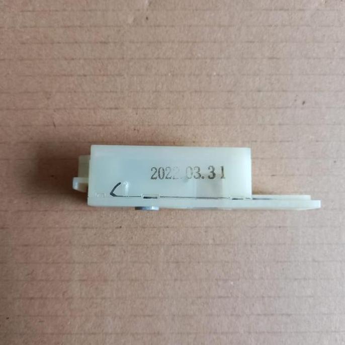 MAGNET SWITCH PINTU KULKAS INVERTER2 PINTU LG ELEKTROLUX HITACHI HS27
