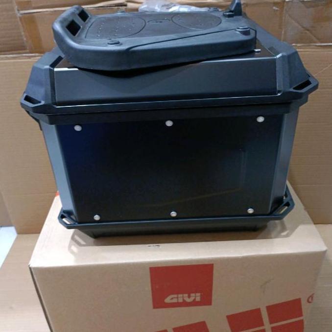 box givi Matterhorn 47L / box aluminium givi mtn 47b (wp) terlaris
