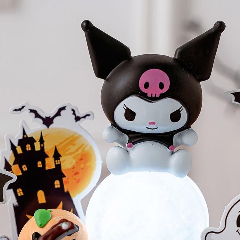 Figure  Cinnamoroll Kuromi Melody Moon Lampu / Sanrio Moon Night Light / LED 3D Anime Ornamen Kamar 