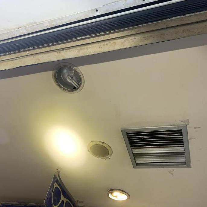 Senter Kepala KAWACHI 100 Watt LED LP-100 G Cahaya Putih