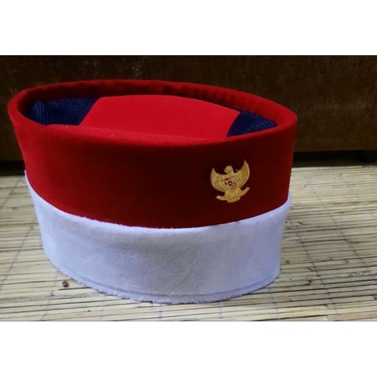 100% AMAN Songkok Bludru Merah Putih 12 Cm Bonus Pin Garuda