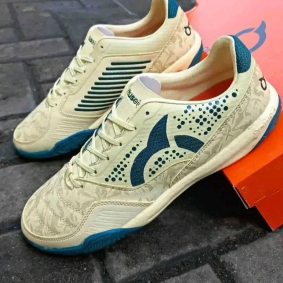 Sepatu Putsal Ortus Jogosala Crusher  / Sepatu Putsal Dewasa Dan Anak Anak Terbaru