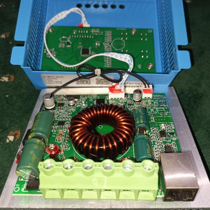SCC MPPT 20A JNGE WiFi ready solar charge controller [terbaik]
