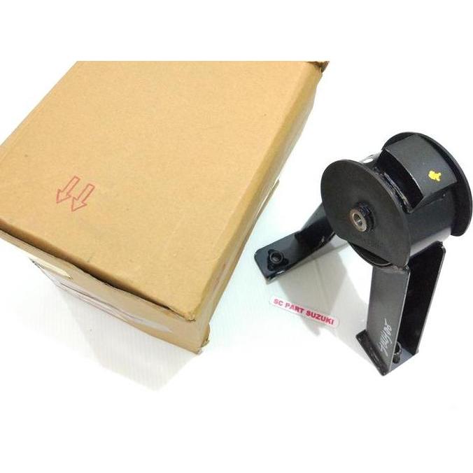 Engine mounting belakang mesin suzuki splash.
