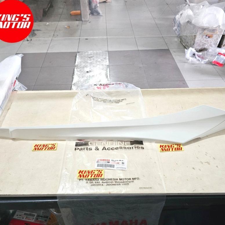 MOLE SIDE SIRIP XMAX X-MAX PUTIH KIRI B74-F171L-P1