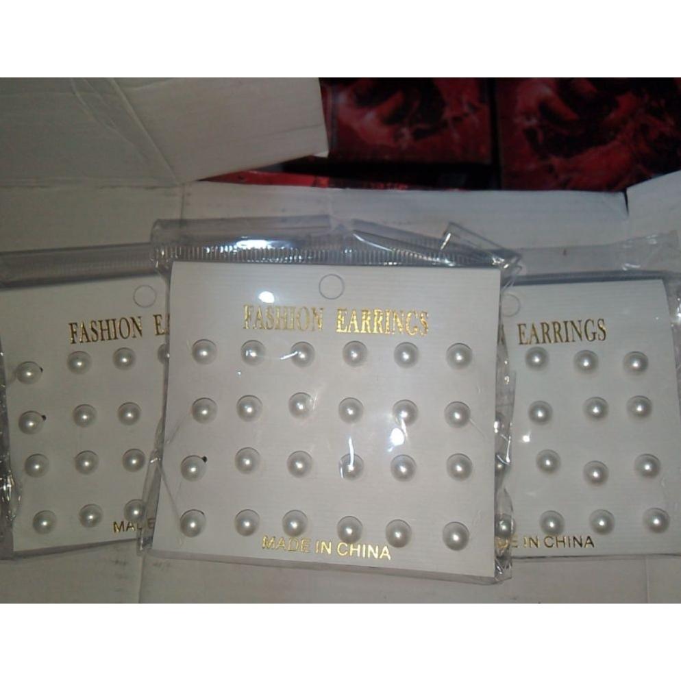 RECOMMENDED ANTING GIWANG MUTIARA TANGGUNG 24 PCS/ANTING GIWANG MUTIARA 6MM PUTIH / HITAM