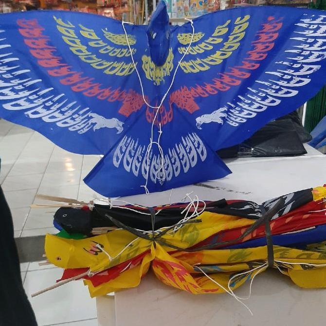 layangan hiasa burung garuda