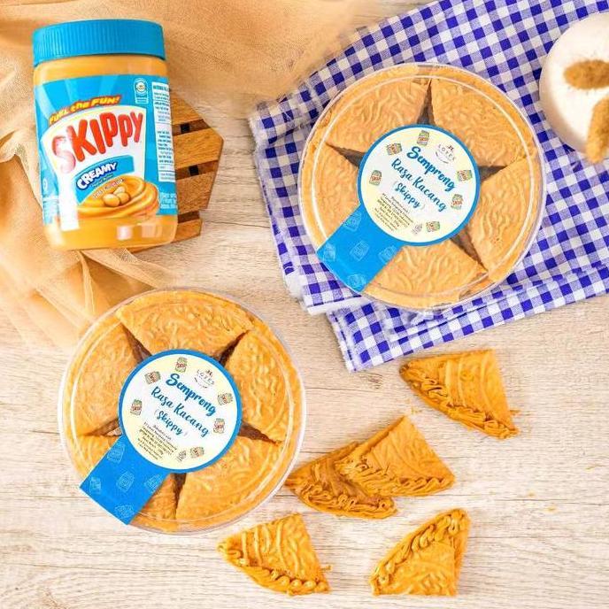 Kriuk- Loves Semprong Hampers Imlek Oleh Oleh Jakarta Loves Semprong Cemilan Kue Kering Semprong Isi