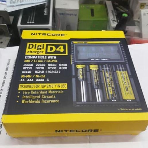 CHARGER NITECORE D4