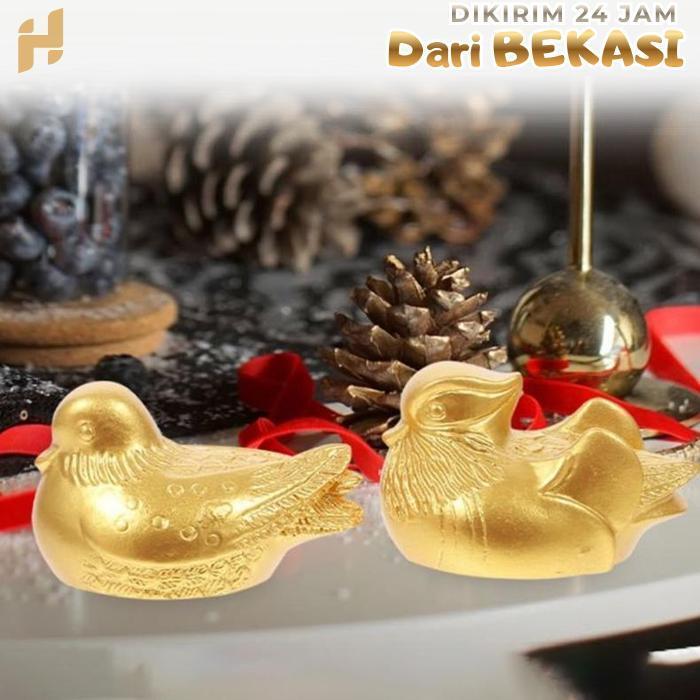 Sepasang Bebek Mandarin Feng Shui Pajangan Bebek Emas Mandarin Patung Elegan Modern Love