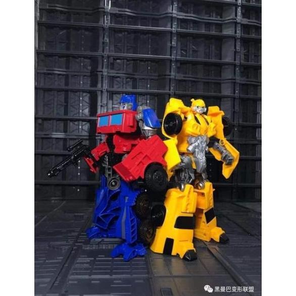 Mainan Optimus Prime Transformers Optimus prime Aoyi Blackmamba Deformation Optimus prime BMB