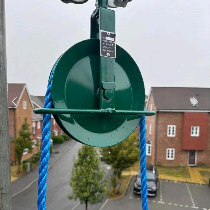 (:(:(:(] Buy LiftinGear 250kg Gin Wheel Scaffolding Roofing Pulley