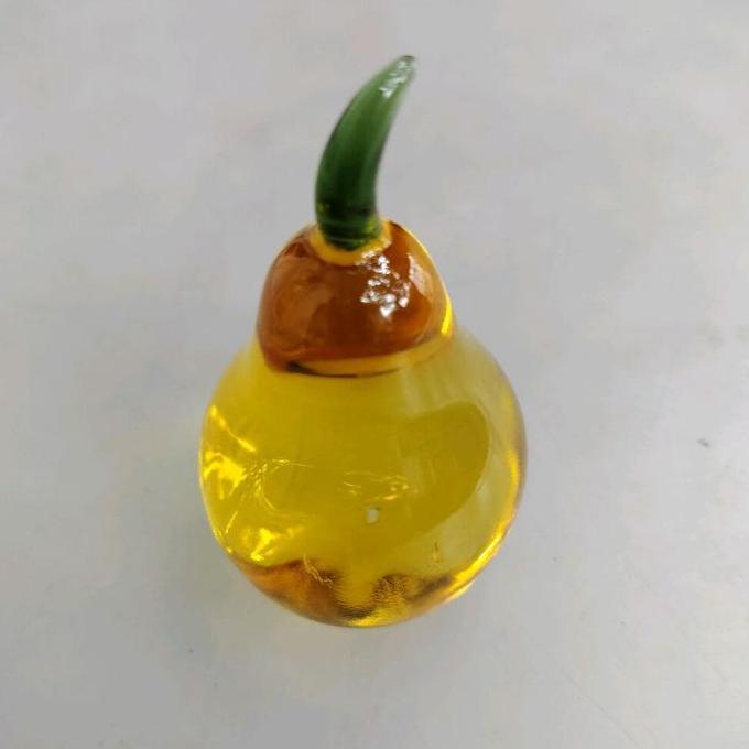 hiasan buah pir pear kristal fengshui