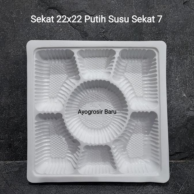 Yuks- Sekat Mika 22X22 Putih Susu Nasi Tengah 7 Sekat 50 Pcs