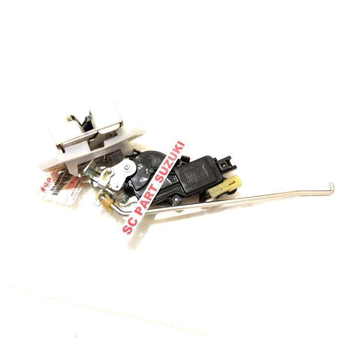 door lock bagasi pintu belakang suzuki ertiga