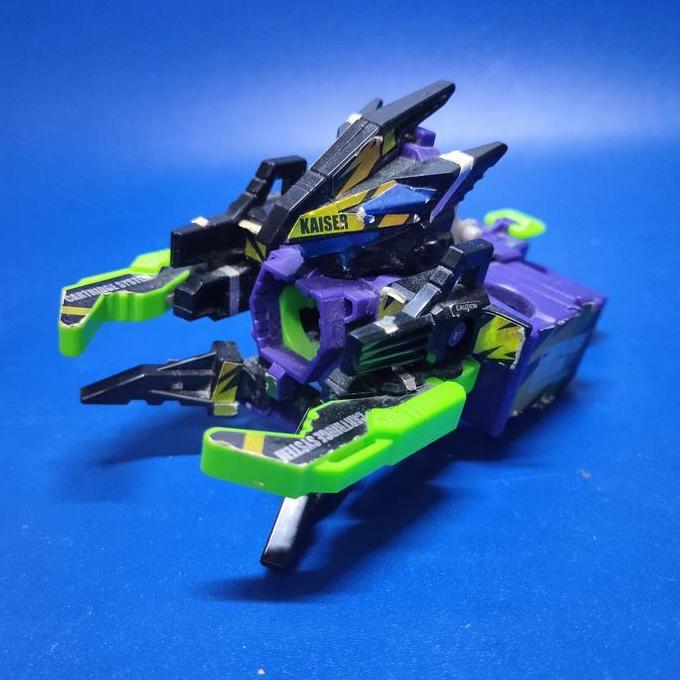 BATTLE BDAMAN VARIABLE KAISER TAKARA MIXX27